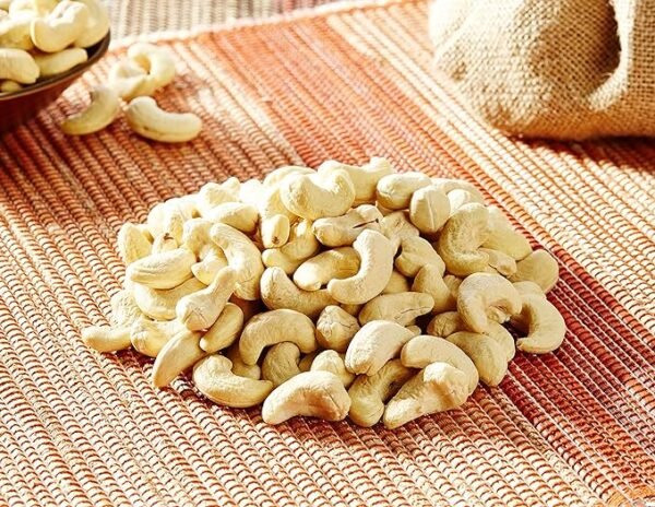 Vedaka Whole Cashews (Grade W320) | 200g | Gluten Free & Plant Based Protein - Image 2